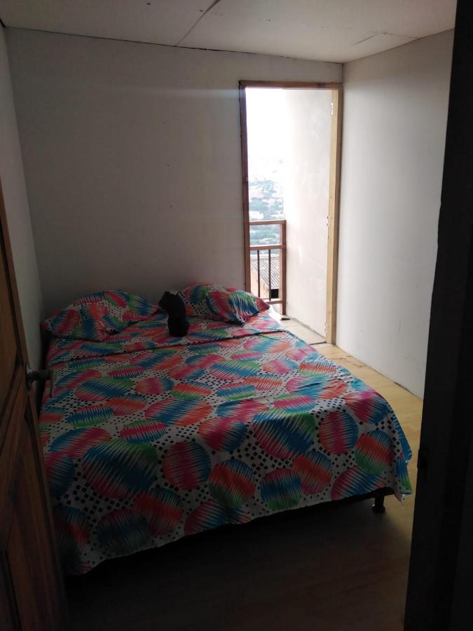Casa Grande Popular 1 Apartamento *